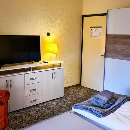 Zi02 Doppelzimmer Schoenblick Mit Balkon بيت للعطل