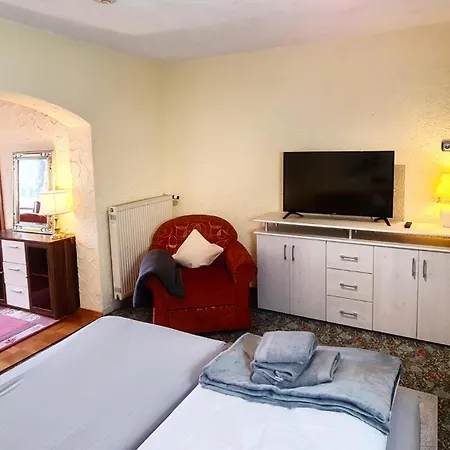 Zi02 Doppelzimmer Schoenblick Mit Balkon بيت للعطل باد هيرنالب